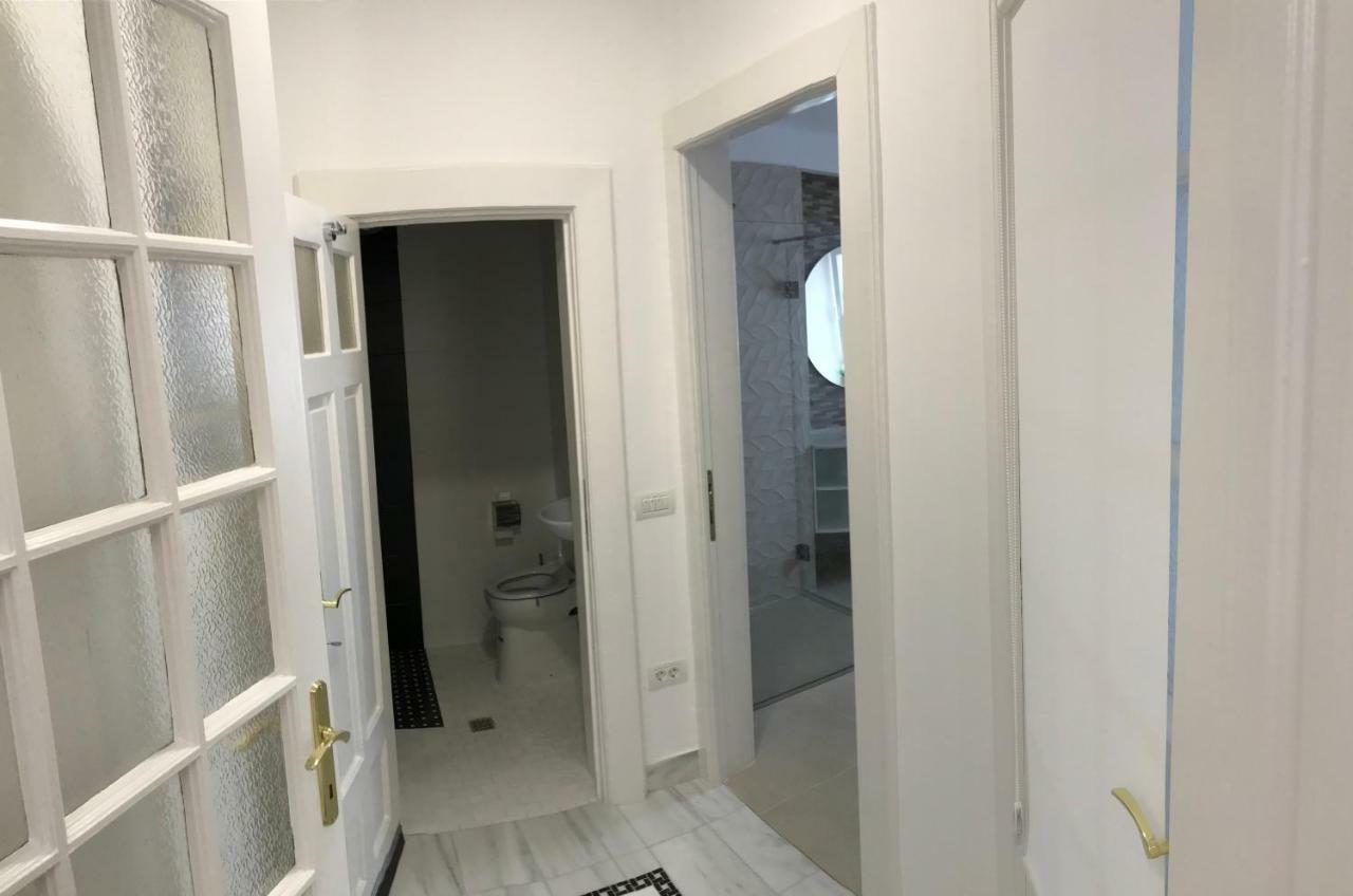 Victoria Luxury Apartment Bukarest Exterior foto