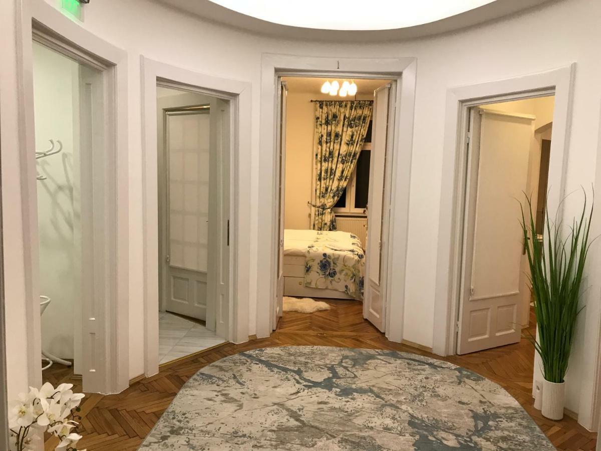 Victoria Luxury Apartment Bukarest Exterior foto