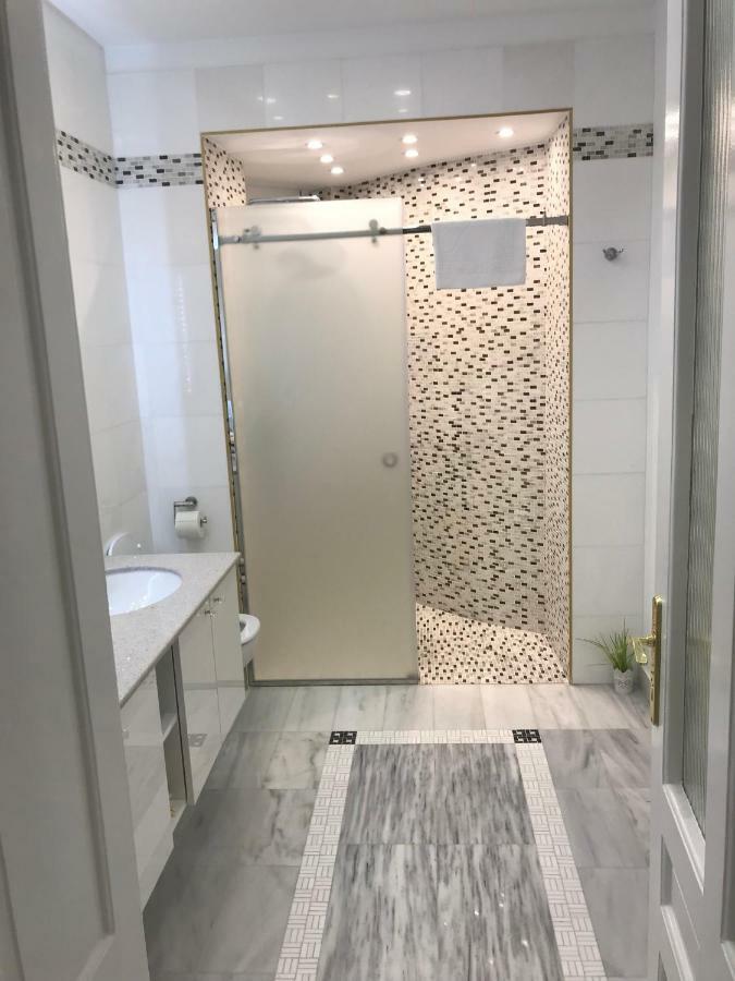 Victoria Luxury Apartment Bukarest Exterior foto