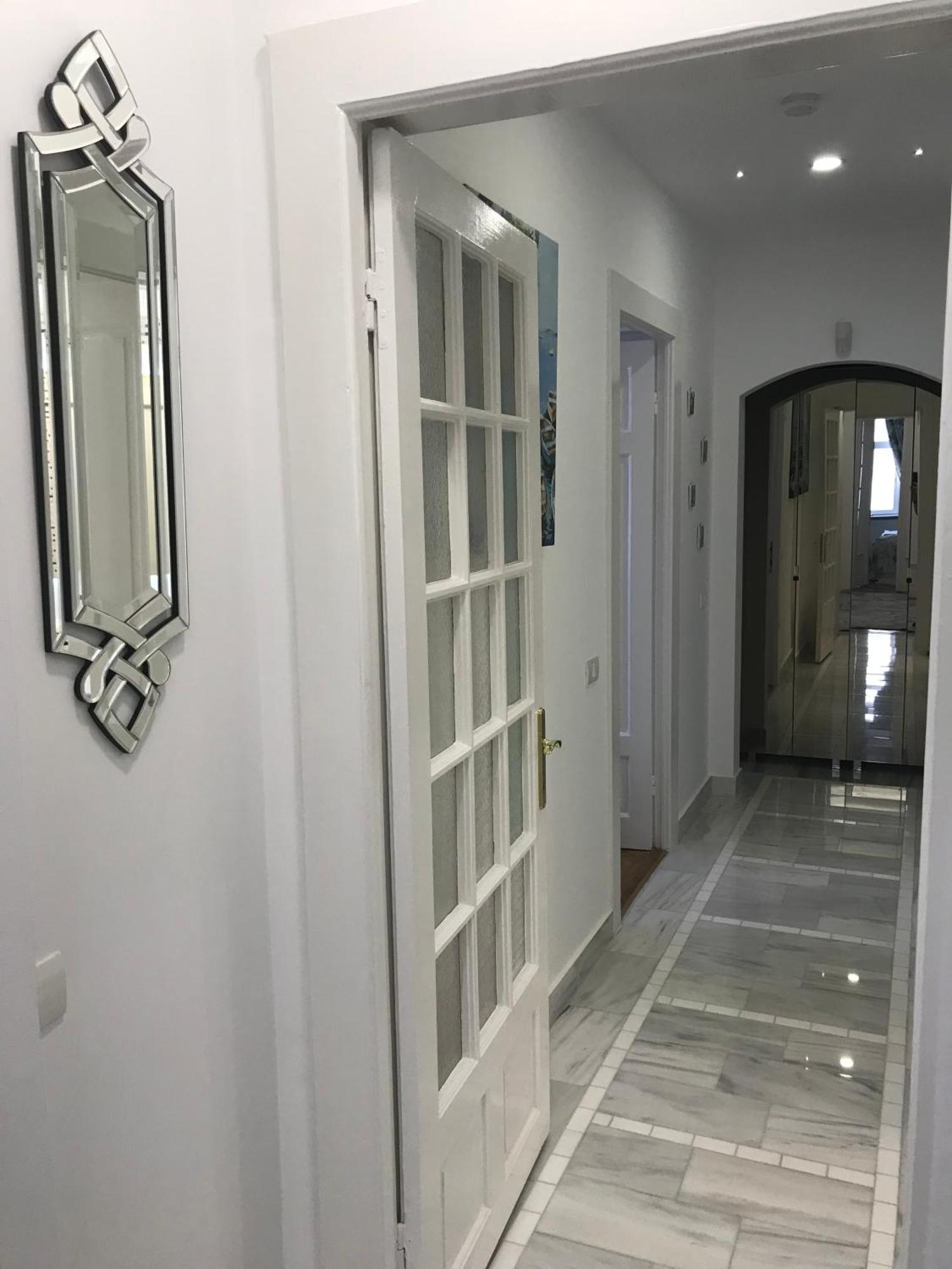 Victoria Luxury Apartment Bukarest Exterior foto